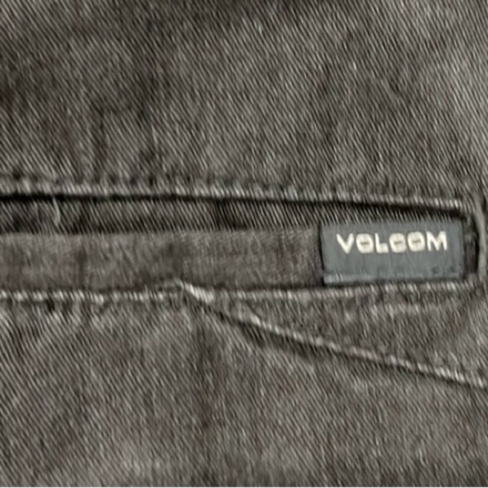 Volcom Gray Flat Front Shorts 10” Size 32 - image 5